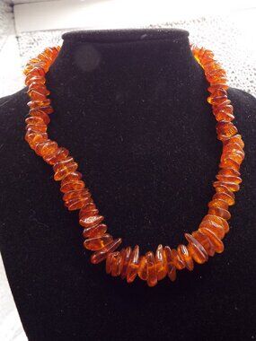 ANTIQUE 50'S GENUINE BALTIC RED AMBER "TEETHING SLICES" 14 1/2" LONG NECKLACE 1